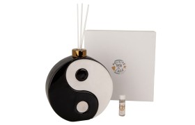 Diffusore ceramica yin yang compreso di  bastoncini profumo e scatola.MIS.15,5X H17CM