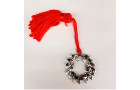 Ciondolo metallo,corona alloro con nappa.MIS.3X3CM