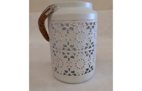 Lanterna metallo traforato con manico corda.MIS.12X12 H.18CM