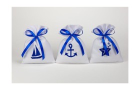 Sacchetto tessuto colore bianco con ricamo mare.ASS.3 MIS.10X12CM