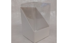 Scatola vetrina pvc e cartoncino bianco.MIS.10X10 H.13CM