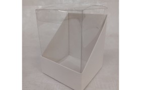 Scatola vetrina pvc e cartoncino bianco.MIS.11X11 H.17CM