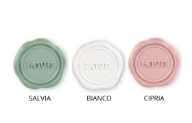 Ceralacca LOVE con adesivo.DIAM.3,5CM