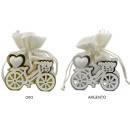 Scatolina bicicletta in plexi con sacchetto cotone.