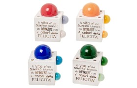 Cubo ceramica con bolle colorate,scritta e luce led .ASS.4 MIS.7X7 H.10CM