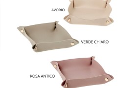 Cesto quadrato in similpelle.MIS.14X14 CM SI VENDE ASSORTITO NEI 3COLORI