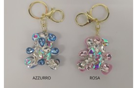 P/chiavi orso in similpelle con applicazioni gocce plastica. .MIS.5X5,5CM