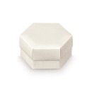Scatola esagonale in cartoncino, fondo e coperchio , colore seta bianco.Mis.11x6cm