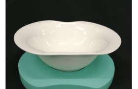Ciotola ceramica su base legno  colore verde acqua.MIS.13X11 H5CM