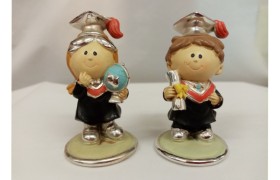 Bimbi resina laureati..H 6,5CM