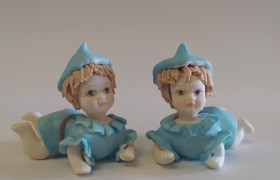 Bimbo in porcellana azzurro.MIS.8X H6CM
