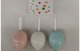 Palloncini ceramica da muro con profumatore,scatola e bastoncini compresi.MIS.7X10CM