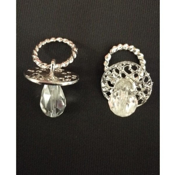 Ciuccio in metallo traforato e vetro.MIS.4X2CM(compreso anello)