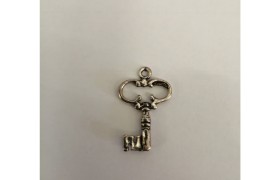 Chiave in ottone bagno argento.MIS.2,5CM MADE IN ITALY