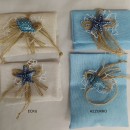 Busta tessuto con applicazione ceramica fiocco corda e pizzo.MIS.12X9 CM