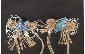 Applicazione ceramica con fiocco corda e pizzo.ASS.2 MIS. 5x3 CM (conch.) 4x4CM(stella)