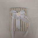 Sacchetto tessuto a righe con applicazione CRESIMA e fiocco gros grein.MIS.10X13 CM