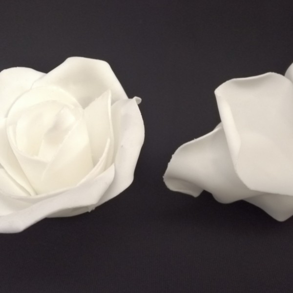 Rosa in lattice.DIAM.11CM H8CM