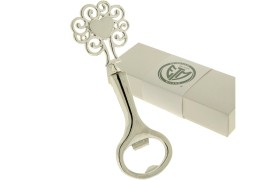 Apribottiglie metallo con cuore,scatola compresa.CM 11,5