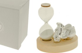 Vespa in resina argentata con clessidra su base legno,scatola compresa.MIS.8X H9CM