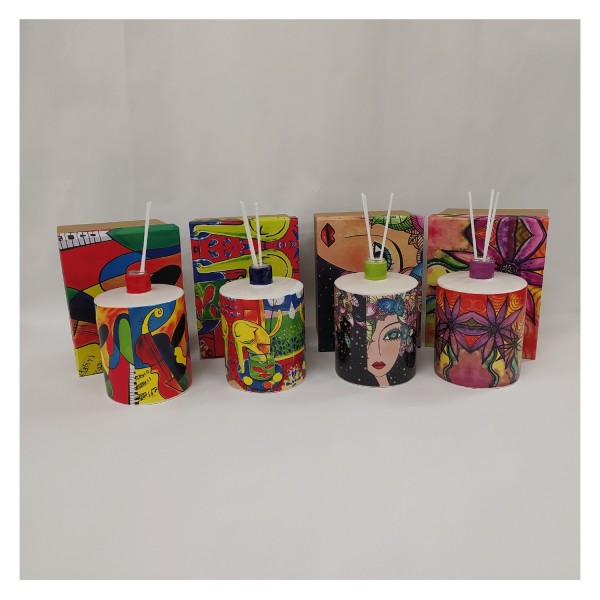 Bottiglia profumatore in ceramica stile naif.MIS10,2x10,2 H14CM scatola compresa