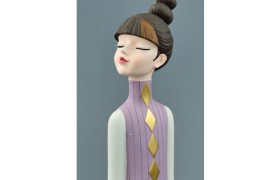 Mezzo busto donna in resina. CM 39