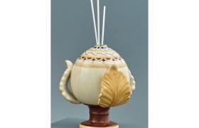 Profumatore ceramica crema. CM 17