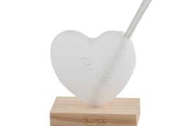 Profumatore cuore vetro con luce LED e base legno. CM 10