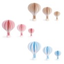 Set 3 mongolfiere in carta con base legno rosa, azzurro e beige. H.24 -35- 46