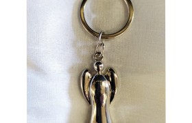 Portachiavi metallo a forma di angelo stilizzato.H 4cm
