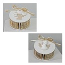 Scatola legno bicolore con applicazione gesso e fiocco.Mis.7x3,8 cm