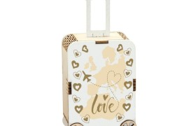 Scatola portaconfetti in legno a forma di valigia con decori viaggio LOve. Parte contenitiva: CM 7,5x5 H 3