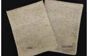 Sacchetto piquet bianco con decoro nuvole lurex. CM 10x12