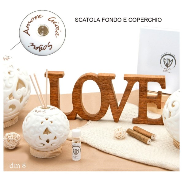Profumatore led ceramica traforata con scritte. Completo di scatola e profumo. h10