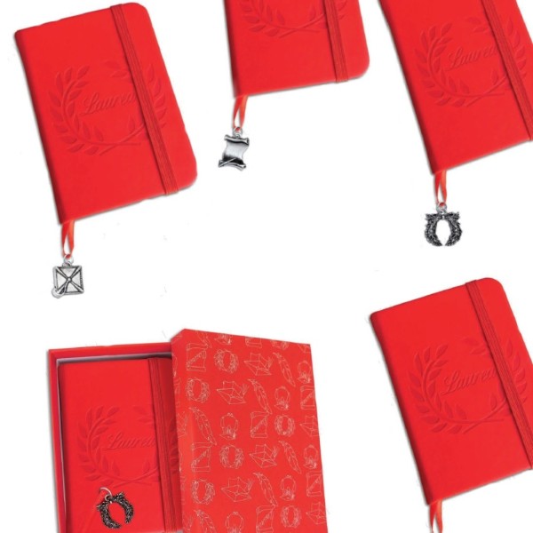 Mini notes simil pelle con ciondolo ottone bagno argento, scatola compresa. MADE IN ITALY