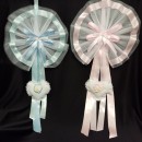 Coccarda tulle e doppio raso azz.o rosa con fiocchi a pois e applicazione cuore con orsetto .Diam.CM.46 MADE IN ITALY