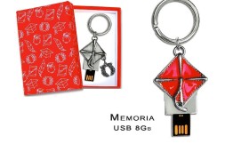 Portachiavi tocco smaltato con penna USB da 8 GB e scatola. MADE IN ITALY