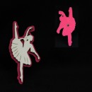 Ballerina in legno con calamita. CM 7.5