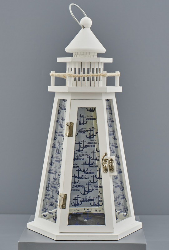Faro bianco legno portacandela esagonale. CM 20x17 H 38