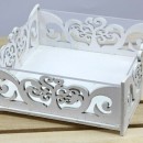 Scatola legno bianca con coperchio plexi. CM 8.5x8.5 H 3.5