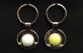 Portachiavi metallo con palla tennis o pallavolo. Diam. 3,5