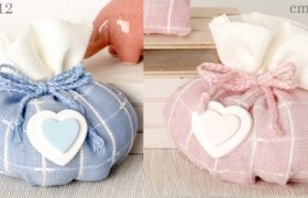 Sacchetto tessuto con applicazione cuore. CM 12