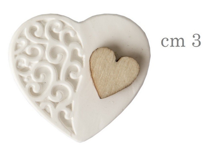 Gesso forma cuore con dettaglio cuore legno. CM 3 SET 12 PZ