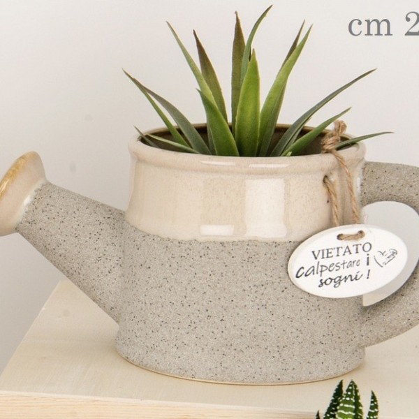Porta piante forma annaffiatoio in ceramica. CM 20