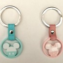 portachiavi metallo e pelle con Topolino e Minnie, rosa o azzurro. CM tot 7 Diam. 3