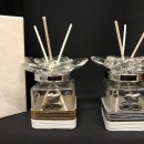 Profumatore vetro e cristallo con applicazione nastro pelle e placca, con scatola. CM 4.5x4.5 H 7 MADE IN ITALY