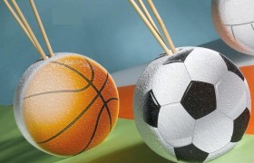 Profumatore resina forma palla basket o calcio, con scatola pvc porta confetti interna e con scatola. CM 8x7.5 MADE IN ITALY