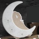 Luna in resina da appoggio con sposi e dettagli strass con scatola. CM 32x27 MADE IN ITALY