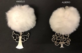 Ciondolo ottone con bagno argento con pon pon. CM 8 MADE IN ITALY