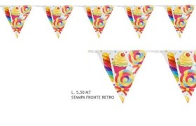 Set 18 bandierine stampate fronte/retro con disegno party. MT 5.50